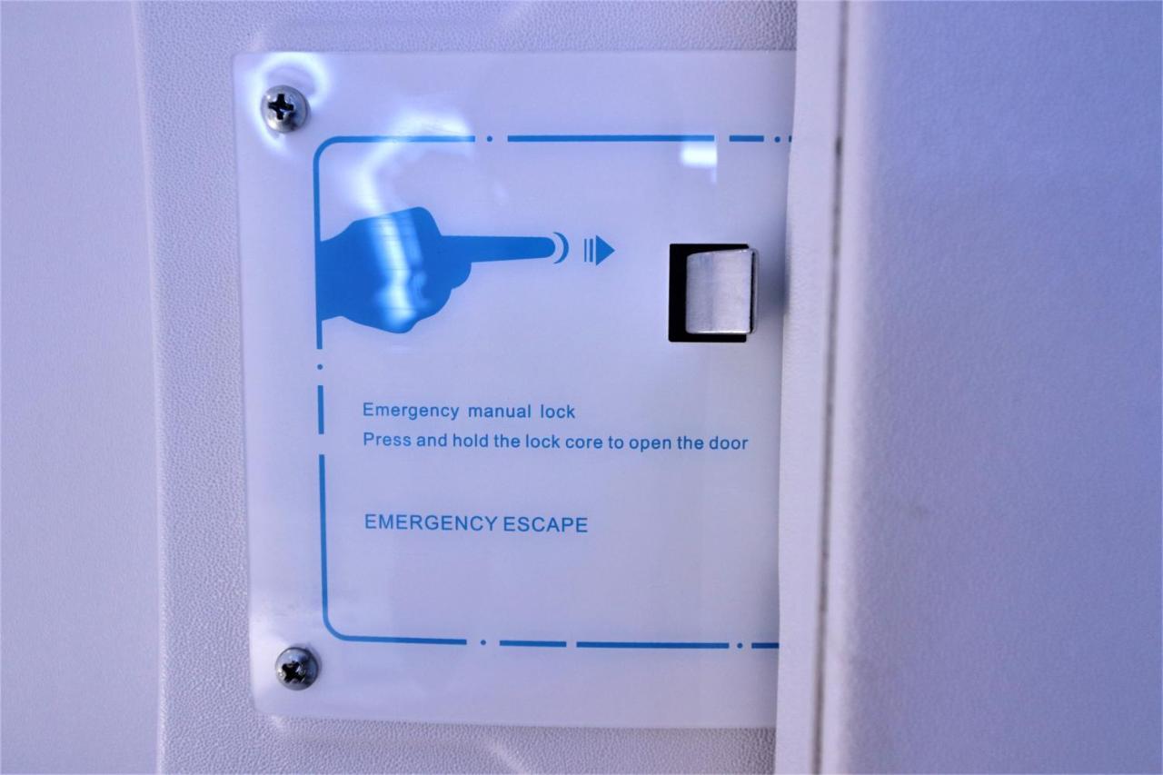 Jc Space Capsule Hotel Kuah Eksteriør bilde