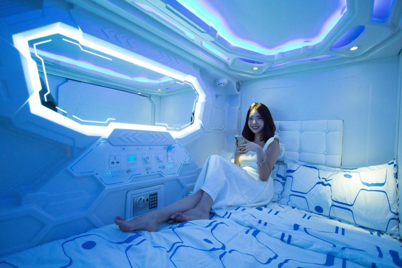 Jc Space Capsule Hotel Kuah Eksteriør bilde